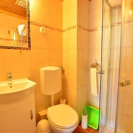 Apartment Viragoskert *
