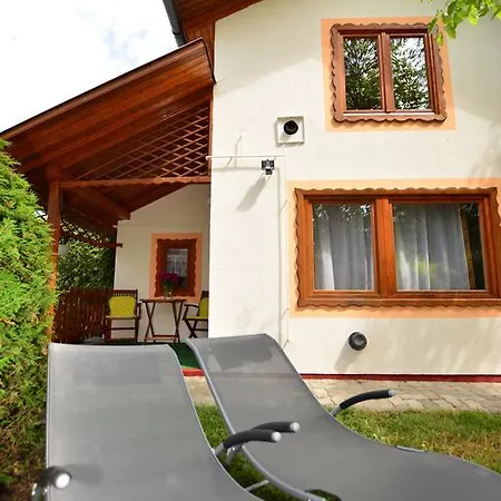 Viragoskert Apartment Heviz